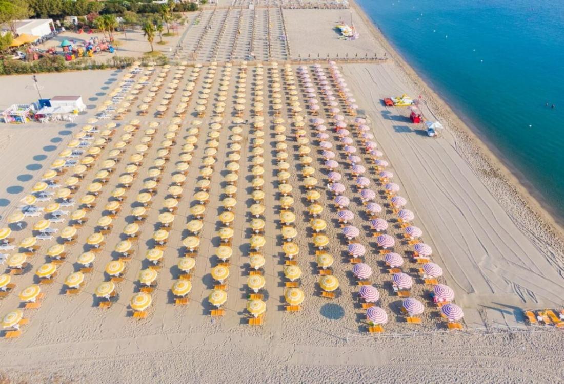 Minerva Club Resort & Golf Marina di Sibari Bagian luar foto