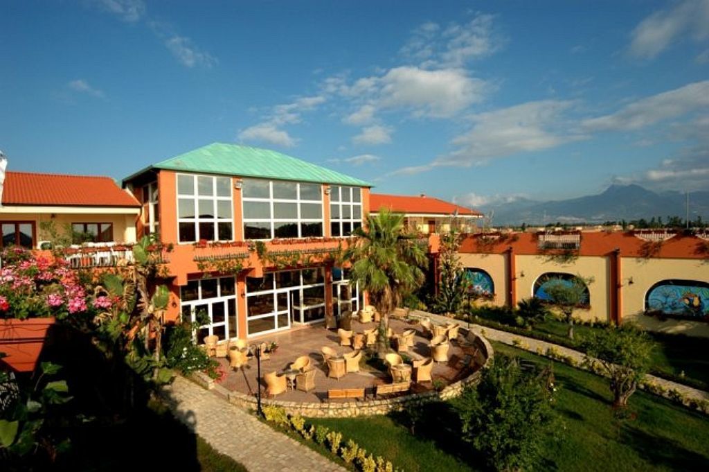 Minerva Club Resort & Golf Marina di Sibari Bagian luar foto