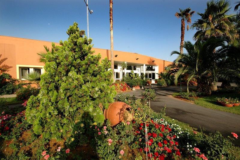 Minerva Club Resort & Golf Marina di Sibari Bagian luar foto